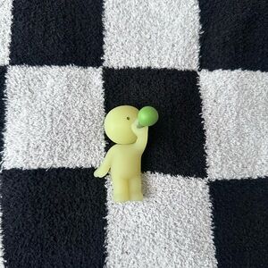 Smiski “Sunday Series” blowing bubbles